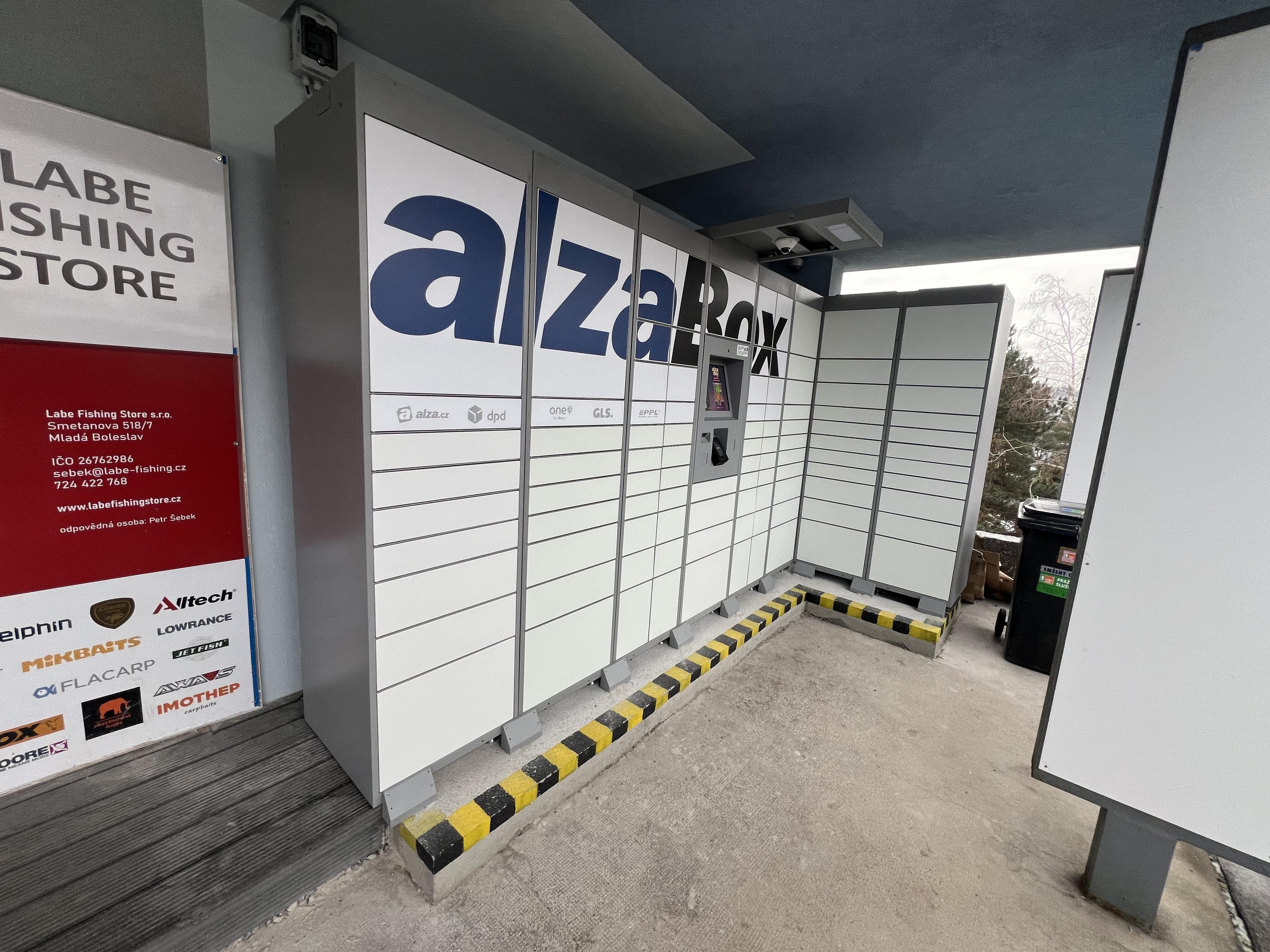 AlzaBox