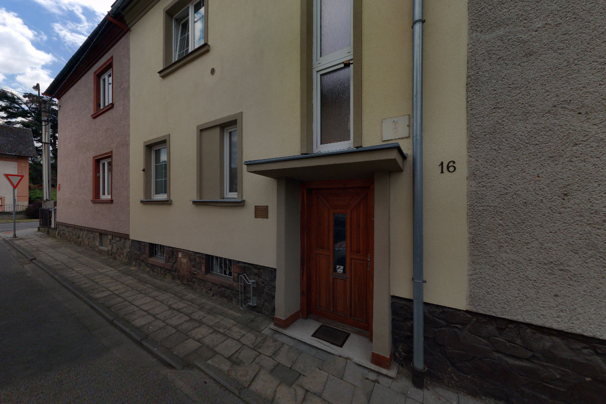 VLADIMÍRA PTAŠNIKOVÁ