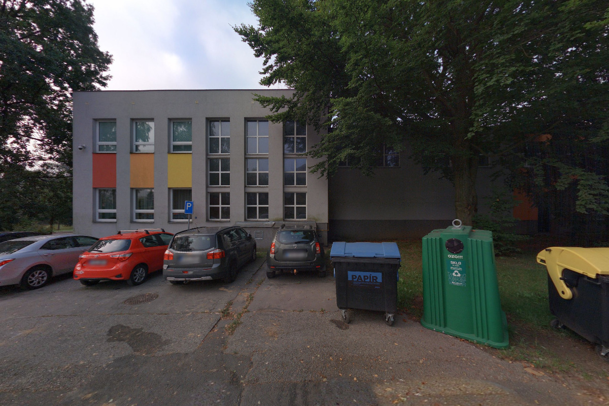 ZŠ Ostrava - Radvanice, Trnkovecká foto 2