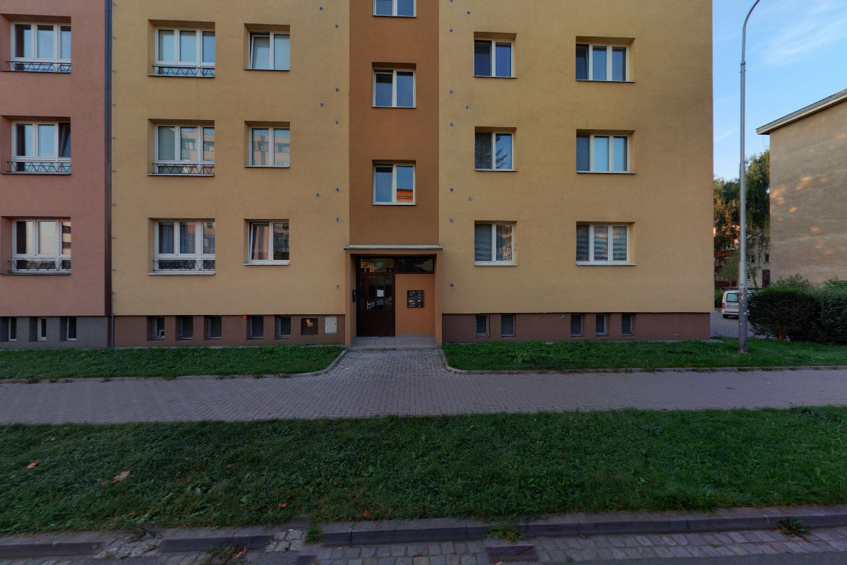 Hantana trade, s.r.o.