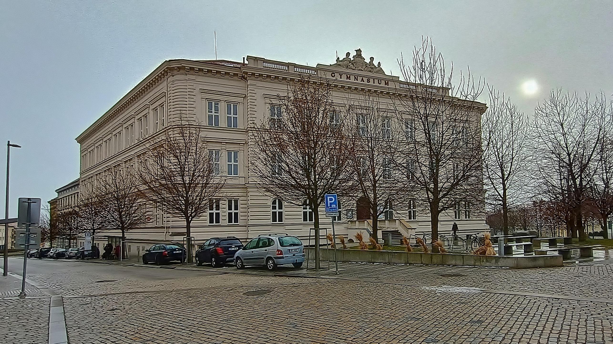 Gymnázium Dr. Karla Polesného Znojmo foto 4