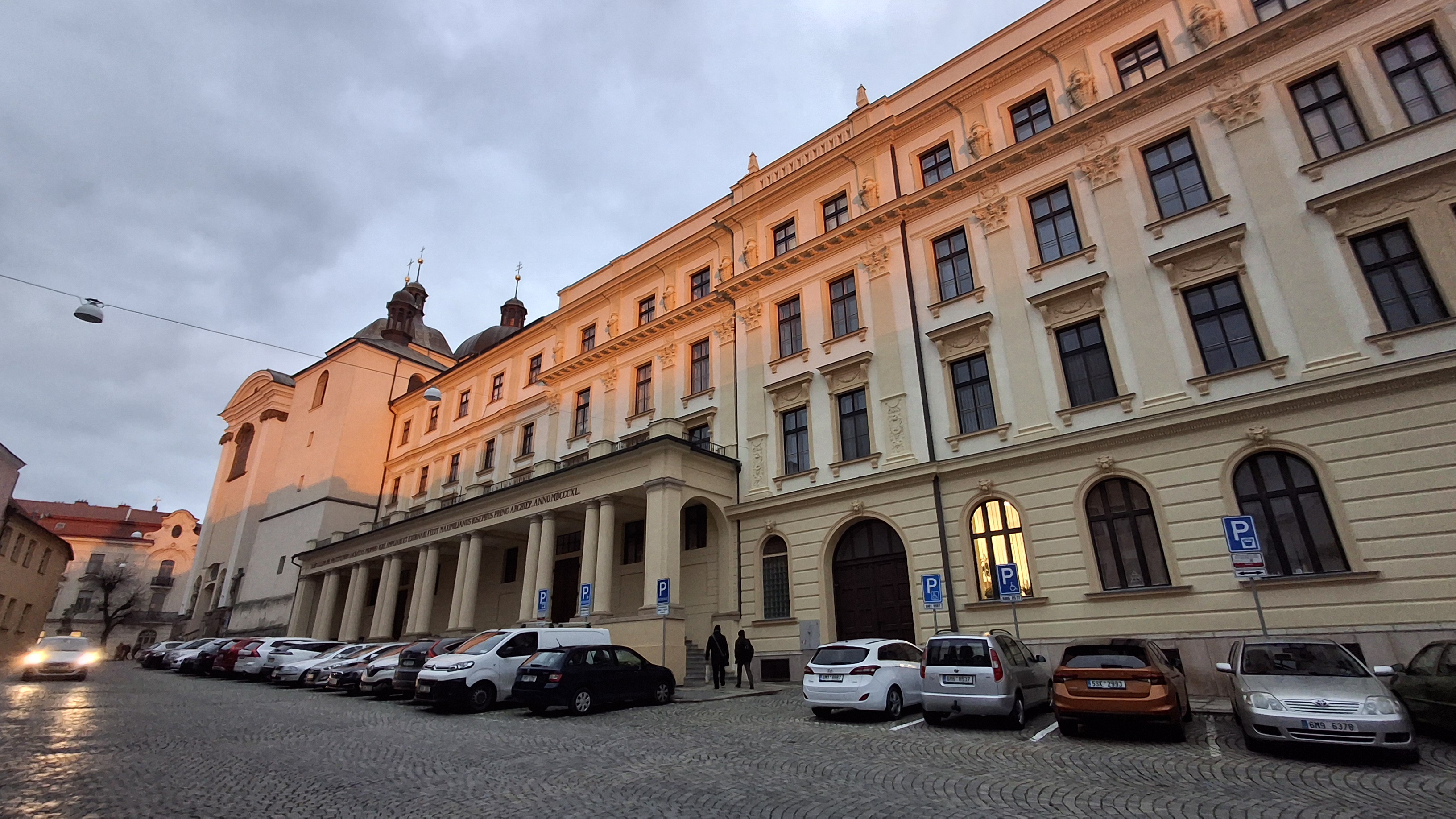 Arcibiskupský kněžský seminář foto 2