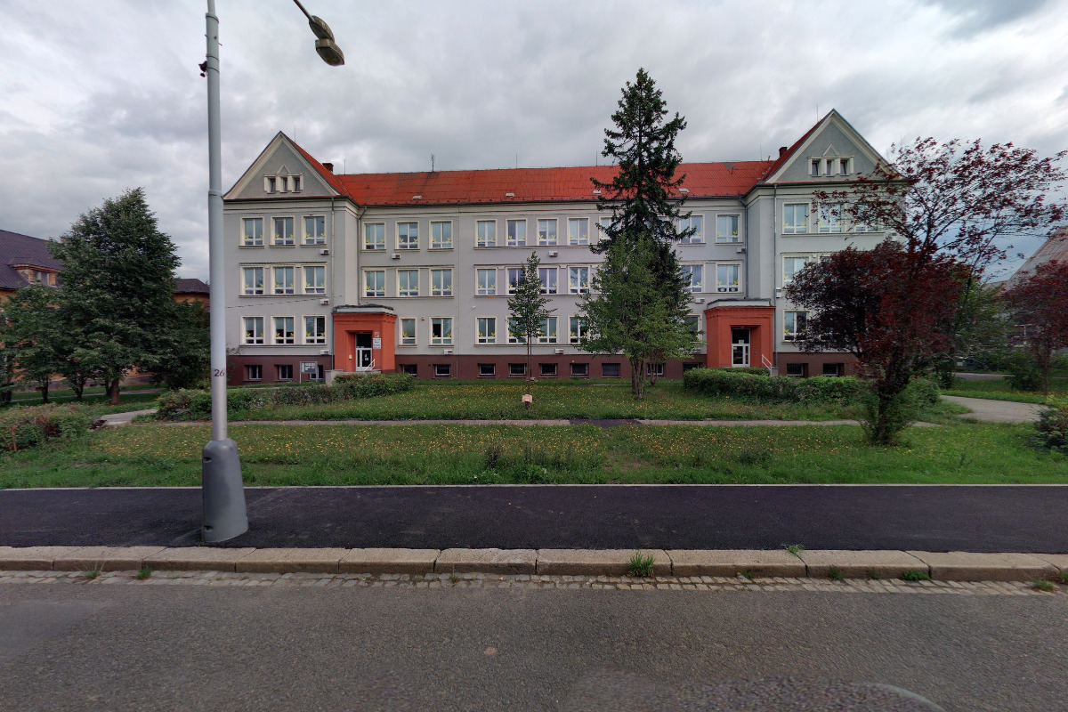 ZŠ Ostrava-Kunčičky, Škrobálkova