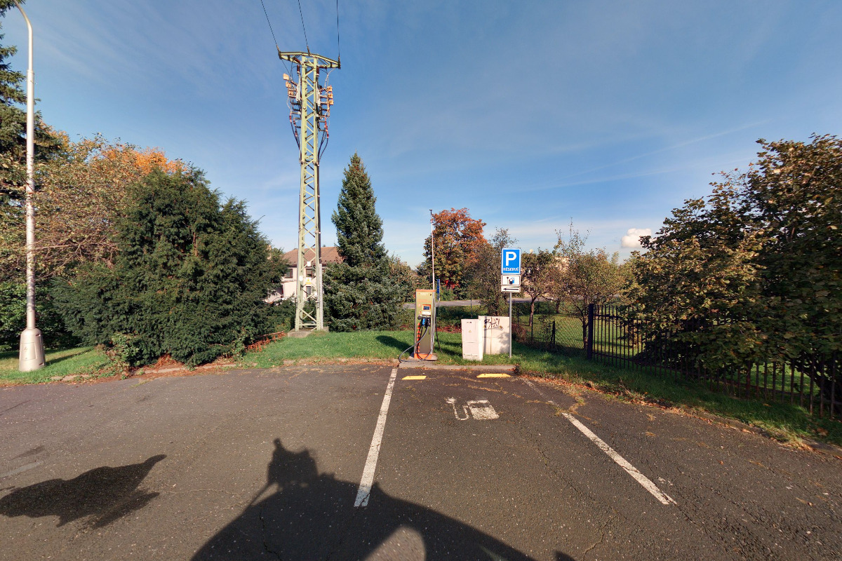 Nabíjecí stanice ČEZ