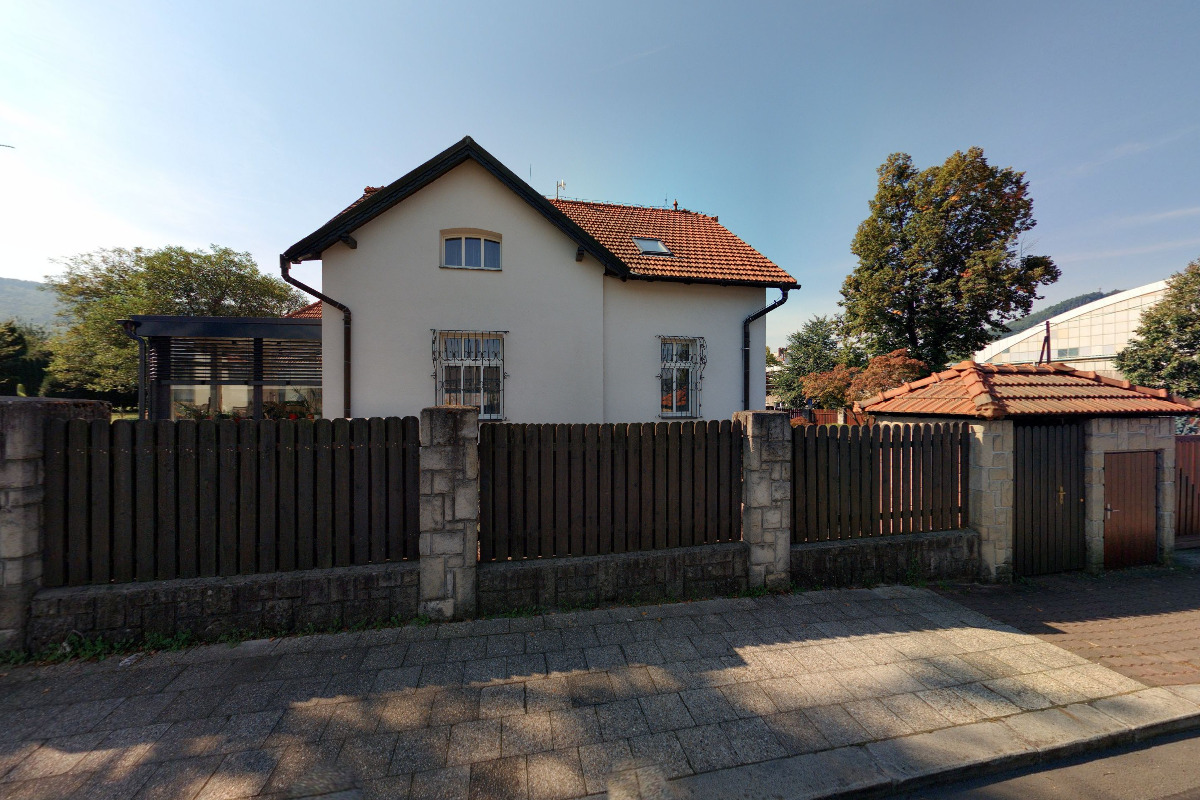 QUATRO - R.I.S.K., s.r.o. - Autoservis