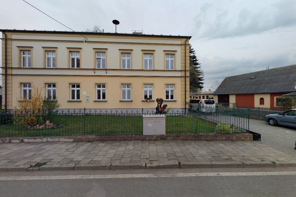 Zámek Dolní Životice