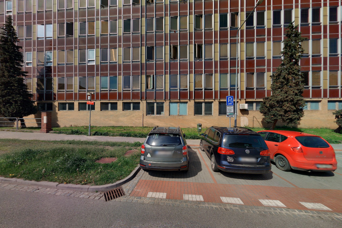 Oddělení otorinolaryngologie a chirurgie hlavy a krku - Nemocnice České Budějovice