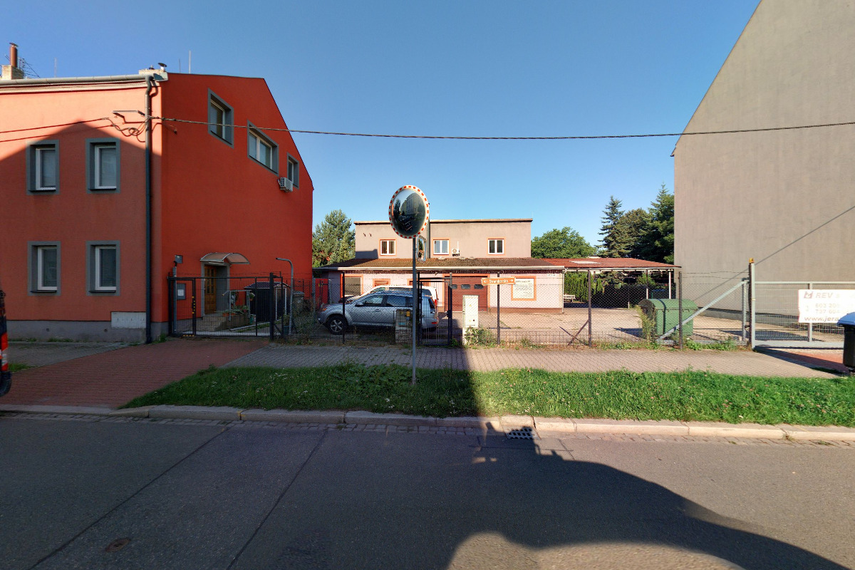 REV servis ZZ s.r.o. foto 5