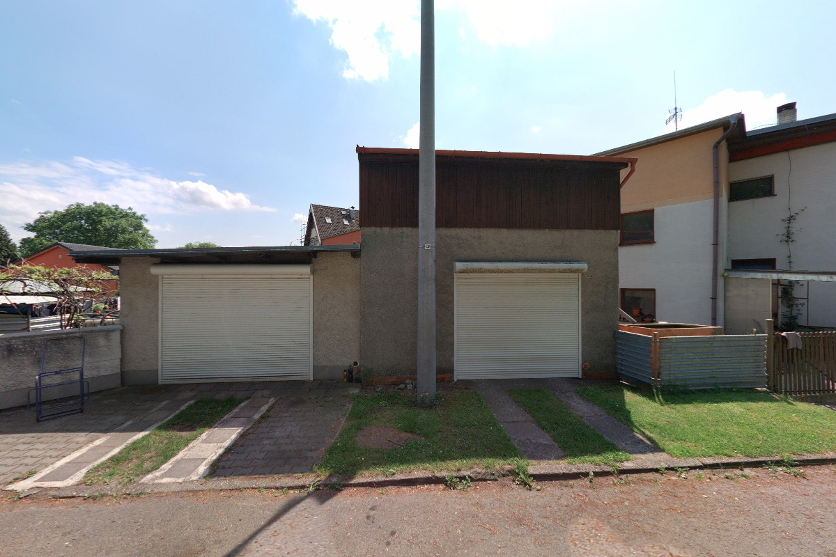 Tratora invest, s.r.o.