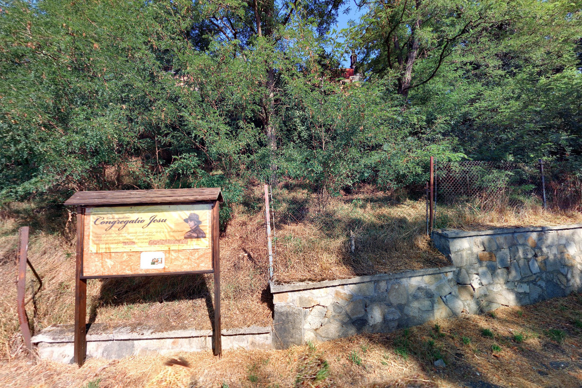 Římskokatolická farnost Štěkeň