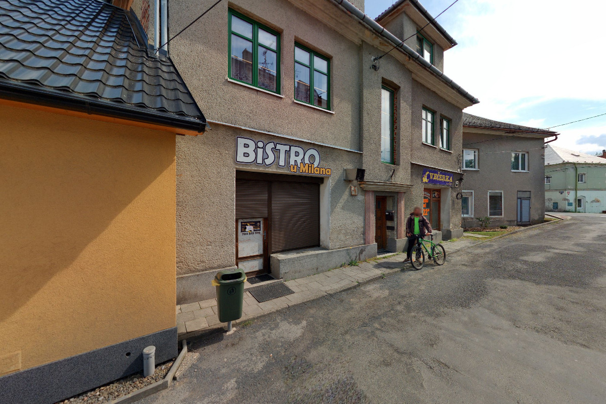 Bistro u Milana foto 1