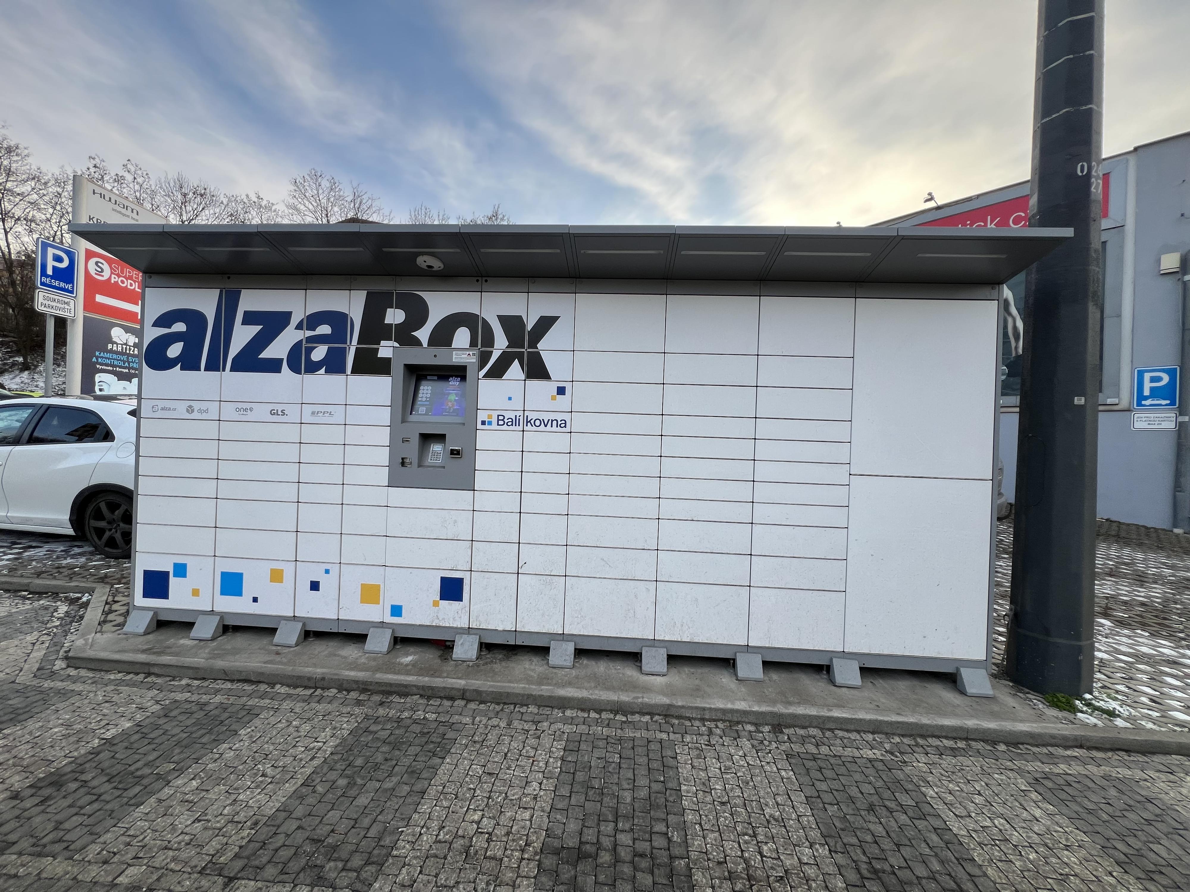 AlzaBox foto 2
