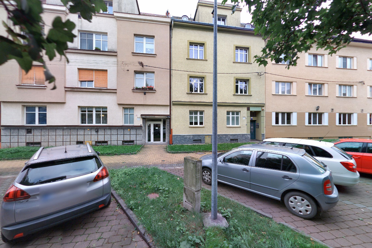 JUDr. Vlastimil Porostlý - soudní exekutor foto 2