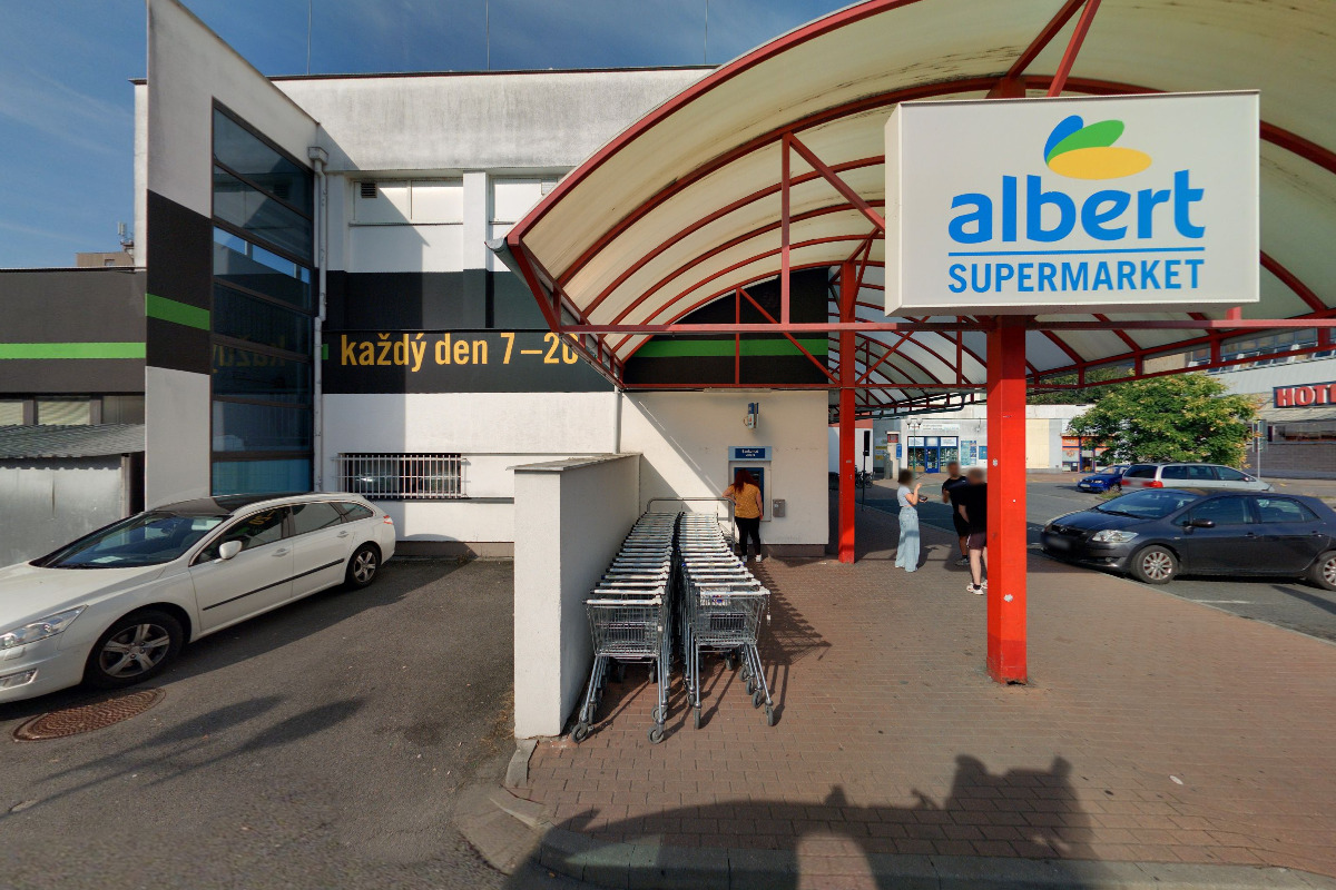 Bankomat České spořitelny