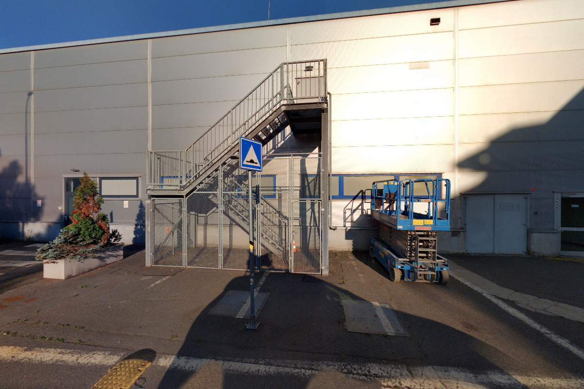 Raiffeisenbank - bankomat