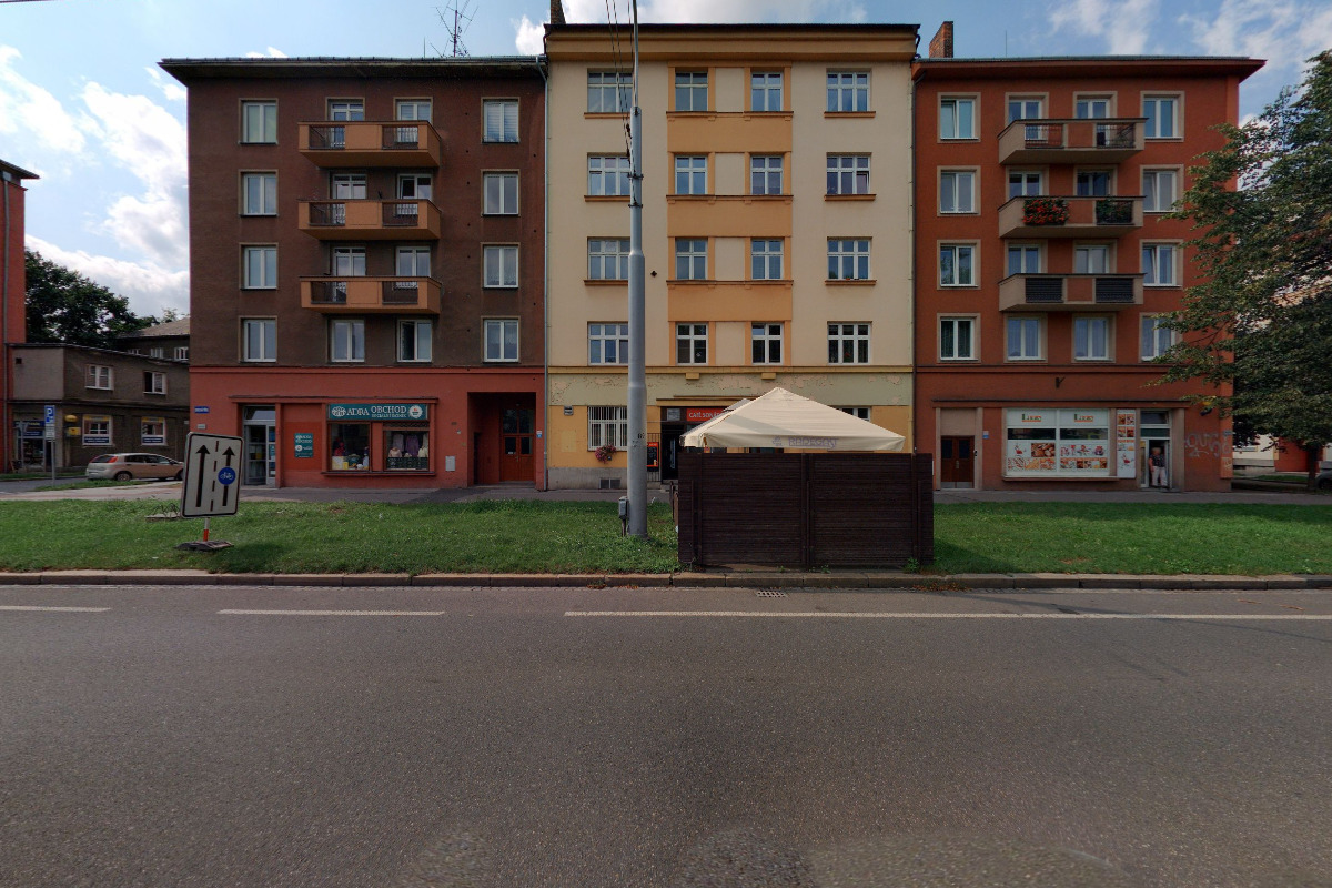 Petr Dobeš - Výškové práce na laně foto 1