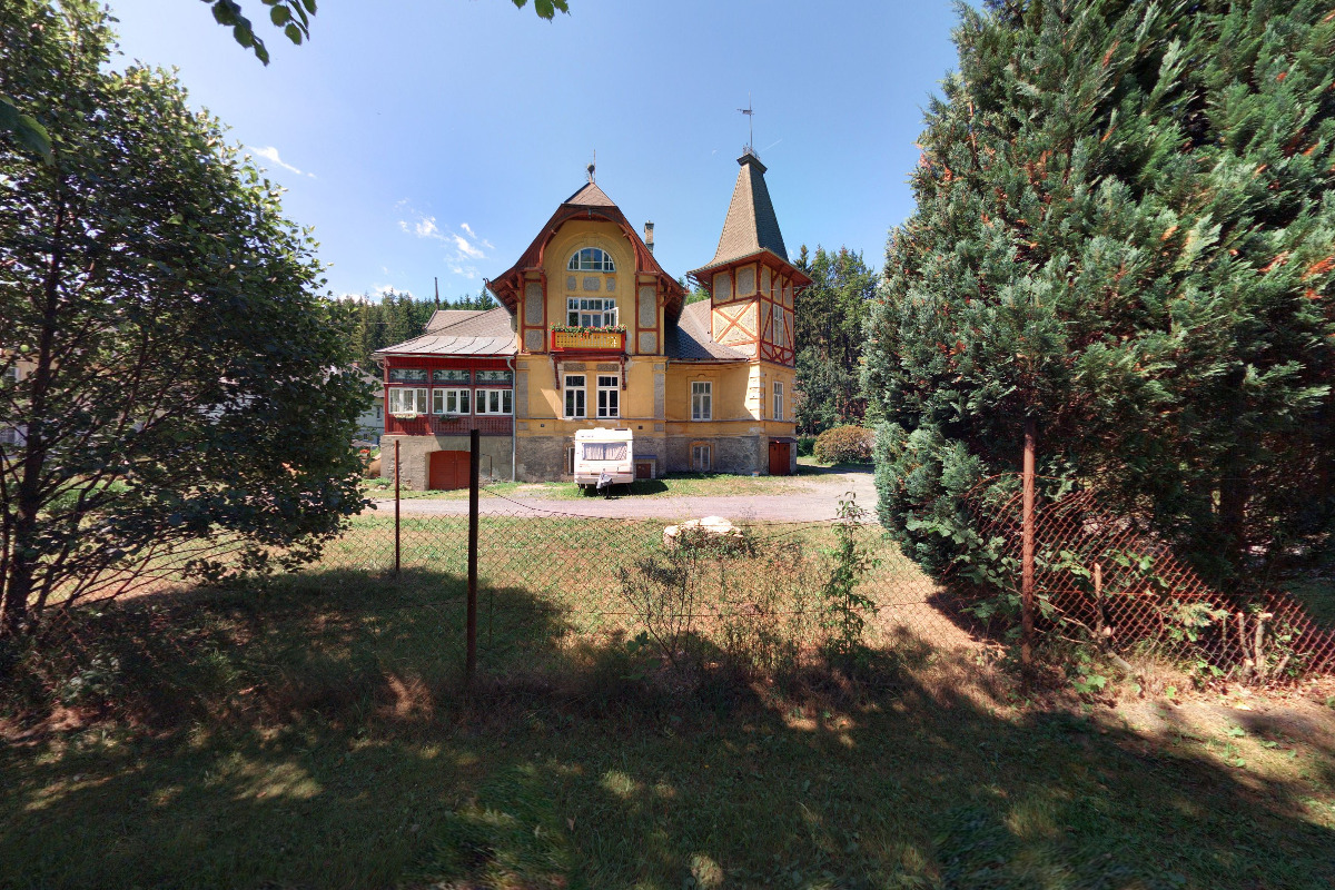 NAŠE VAŠE DÍLNA - Zuzana Kanovská