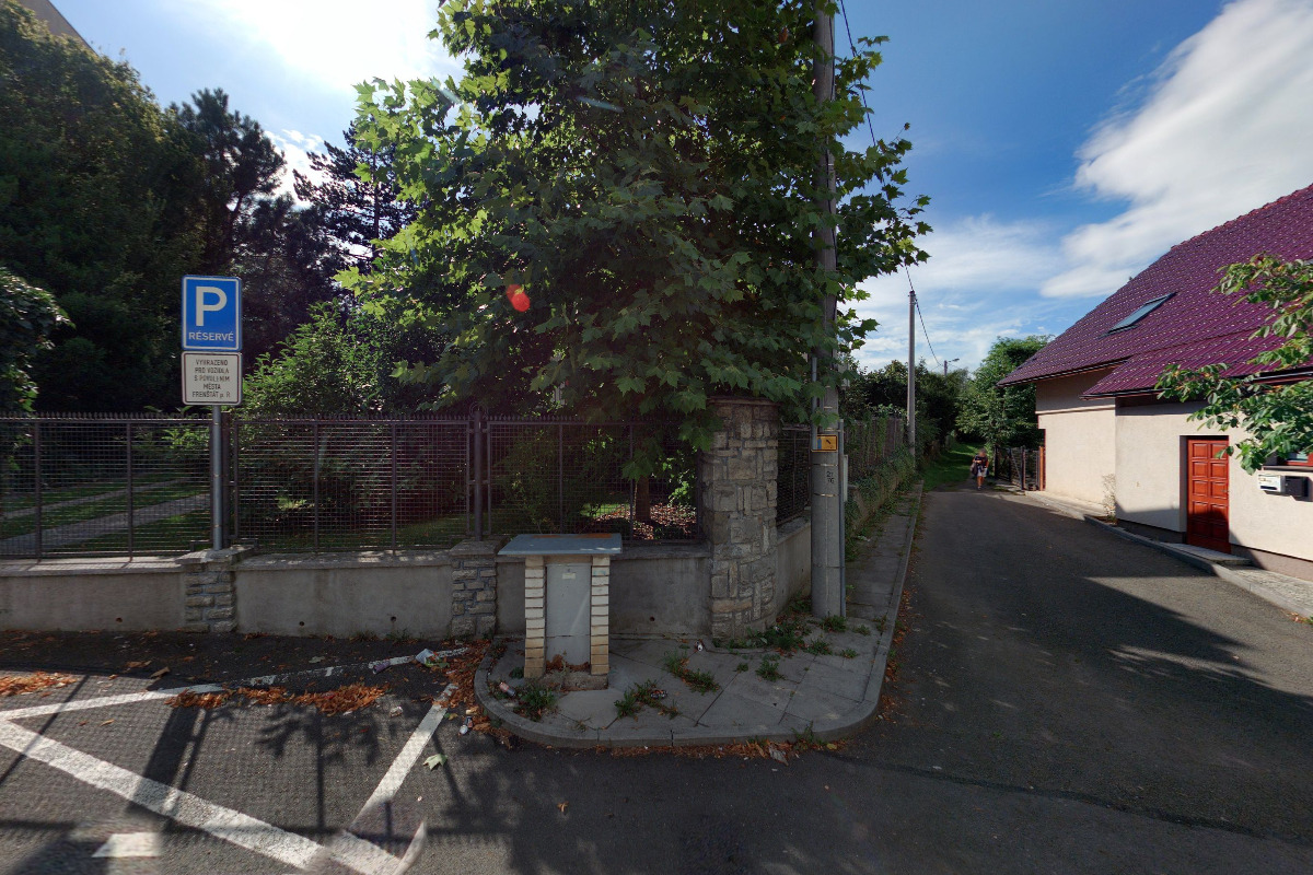 Mgr. Tomáš Uličník, advokát