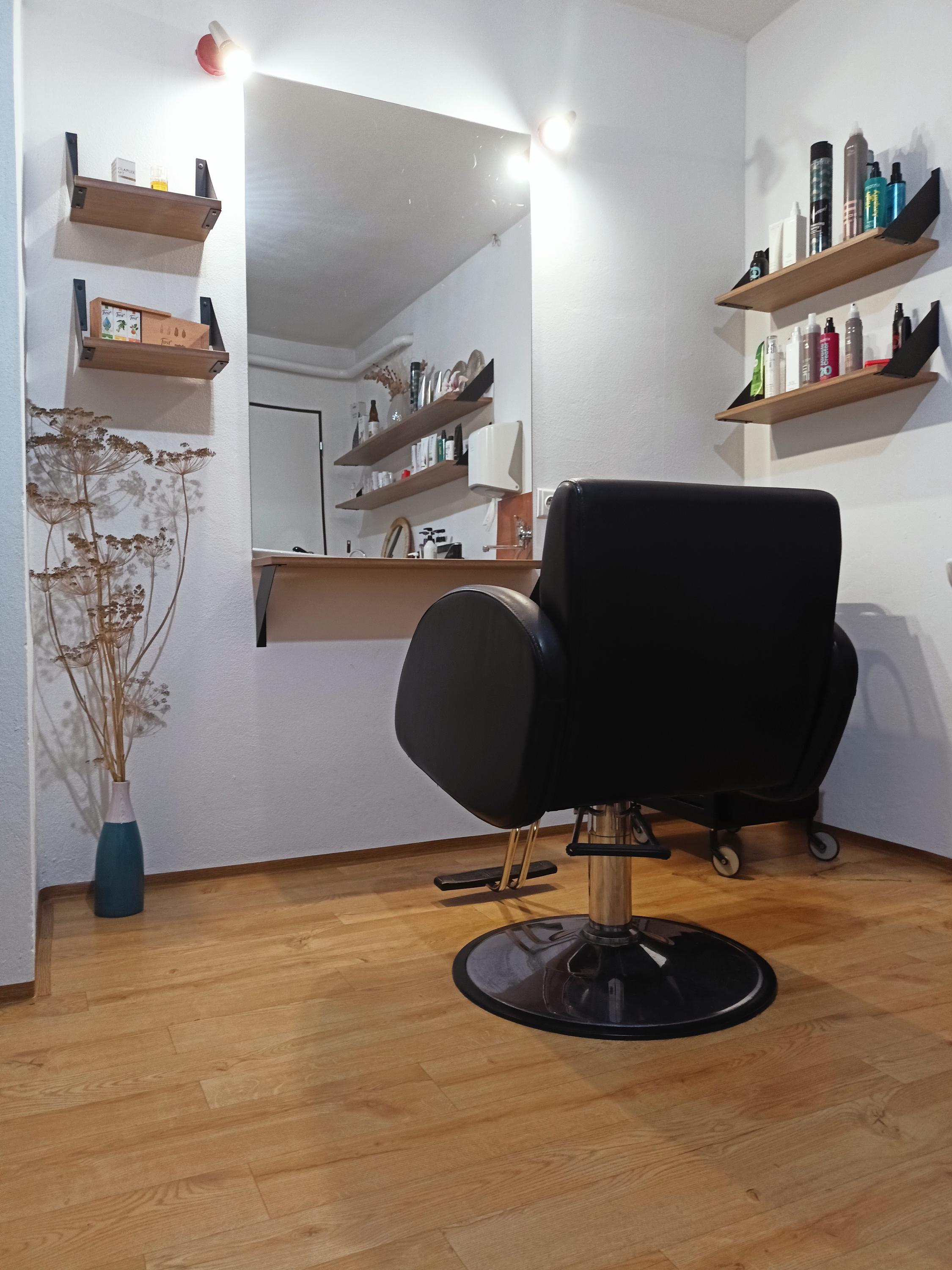 Kadeřnický salón Veronika foto 2