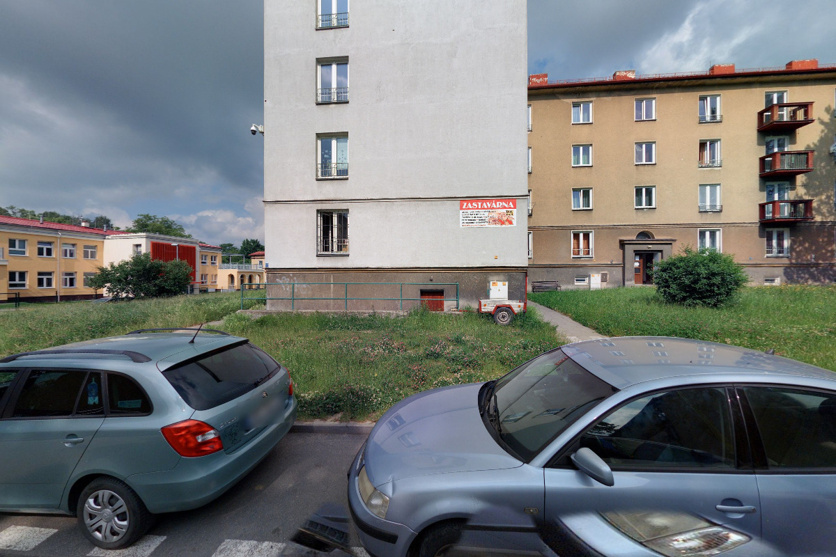 Zastavárna R a T Bolek foto 2