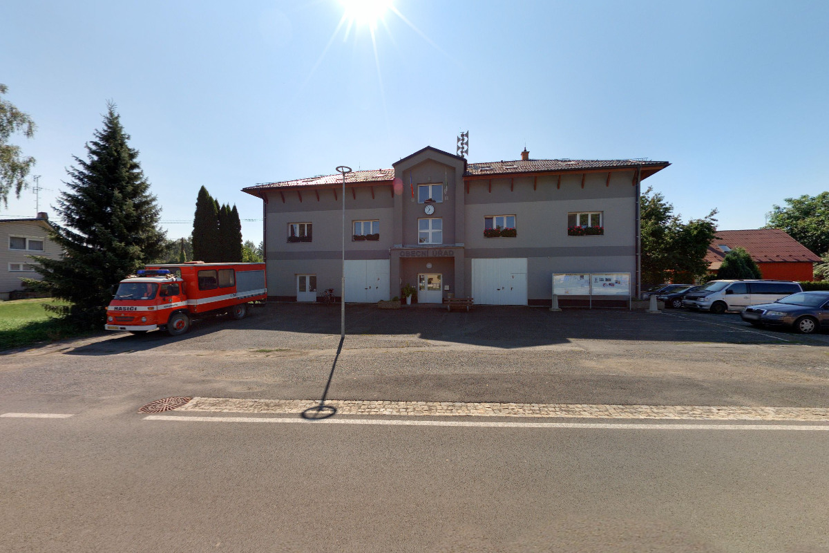 Obecní knihovna Velké Albrechtice foto 2