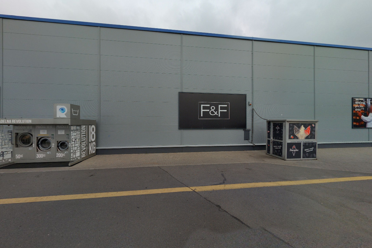 Mobilní výdejní místo IKEA Karviná