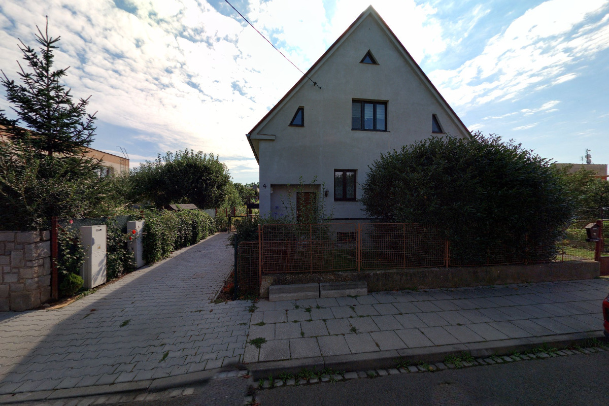 Žaluzie Simona Kuzníková