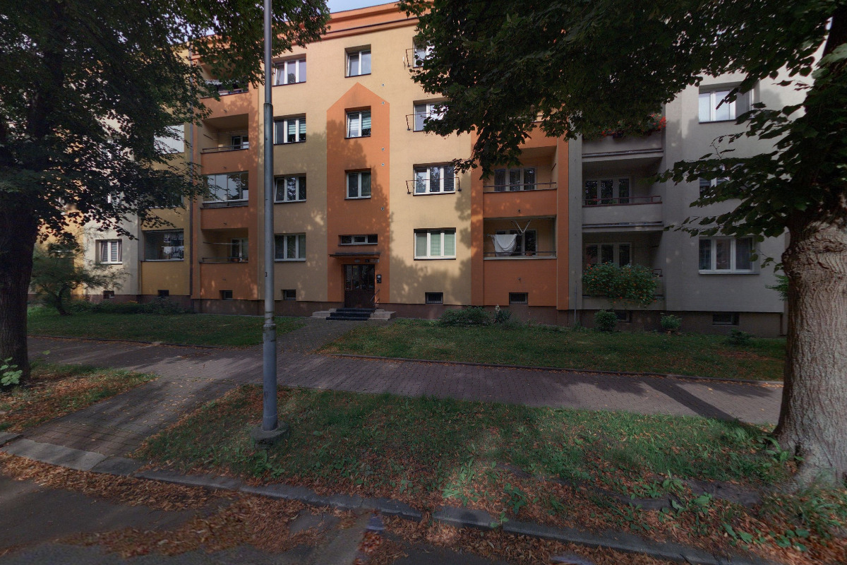 HEALTHCARE INSTITUTE