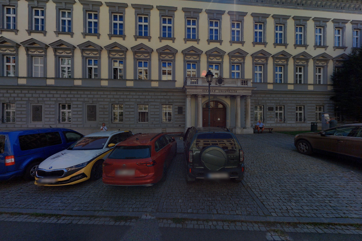 Filozoficko-přírodovědecká fakulta v Opavě foto 2