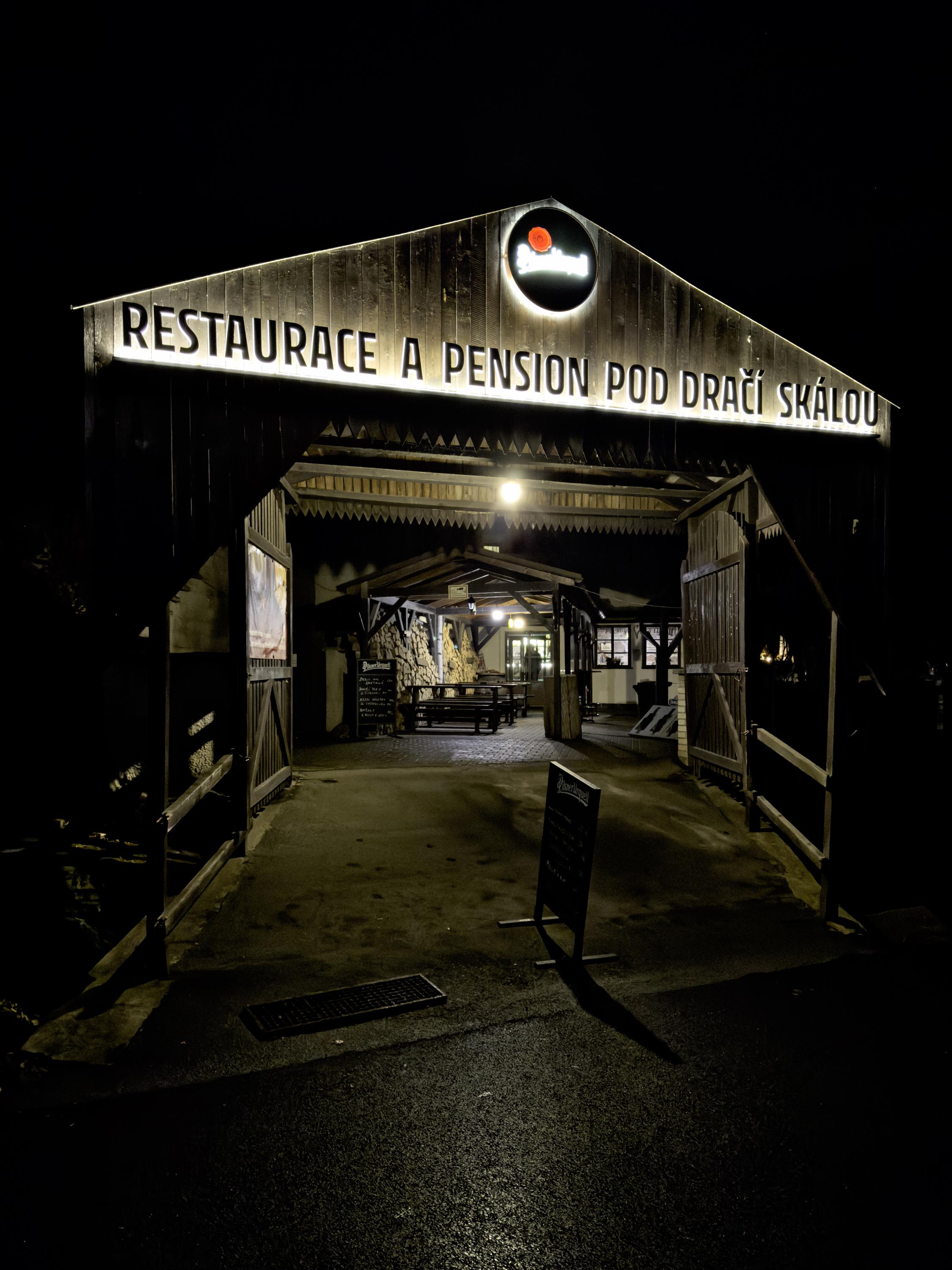 Restaurace Pod Dračí skálou foto 5