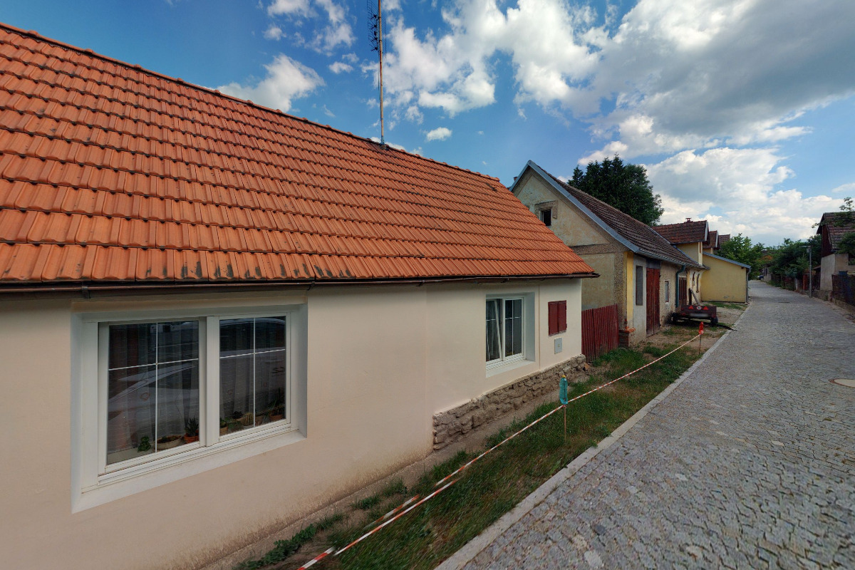 Základní škola při Dětské psychiatrické nemocnici, Opařany 160