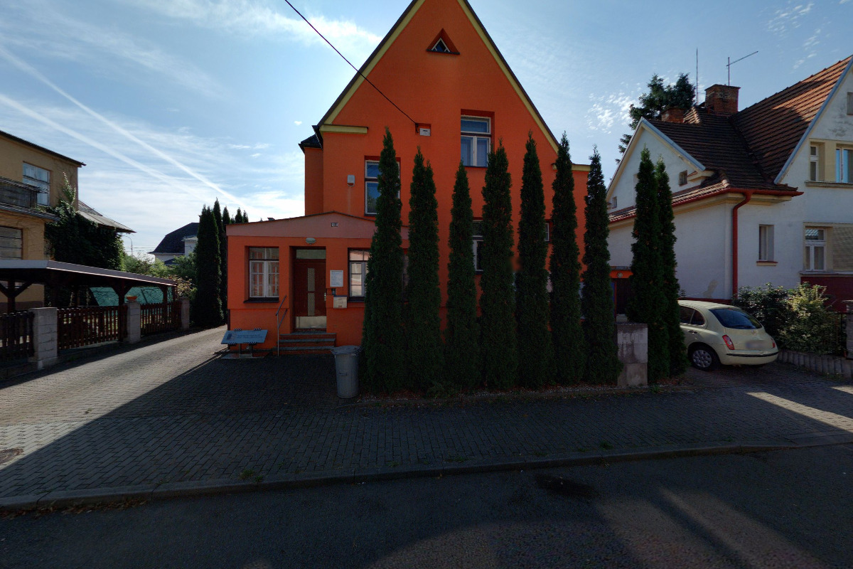 MODRÉ Reality, s.r.o.