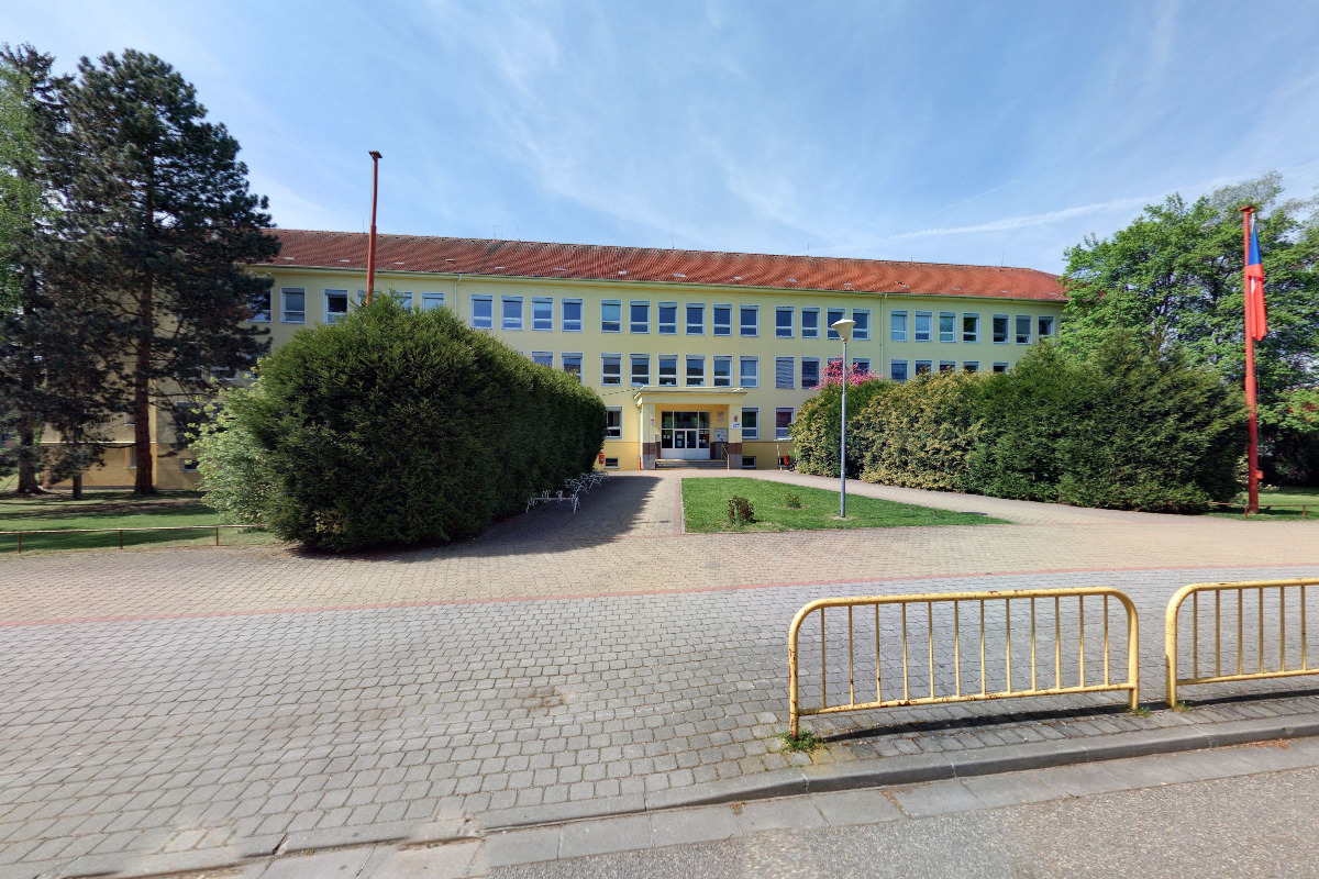 Základní škola, Nerudova 9, České Budějovice foto 2