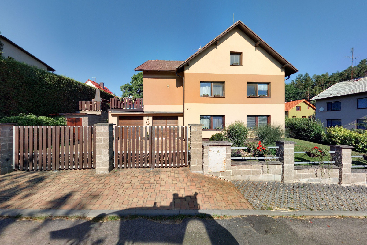 Mgr. Dana Tomečková