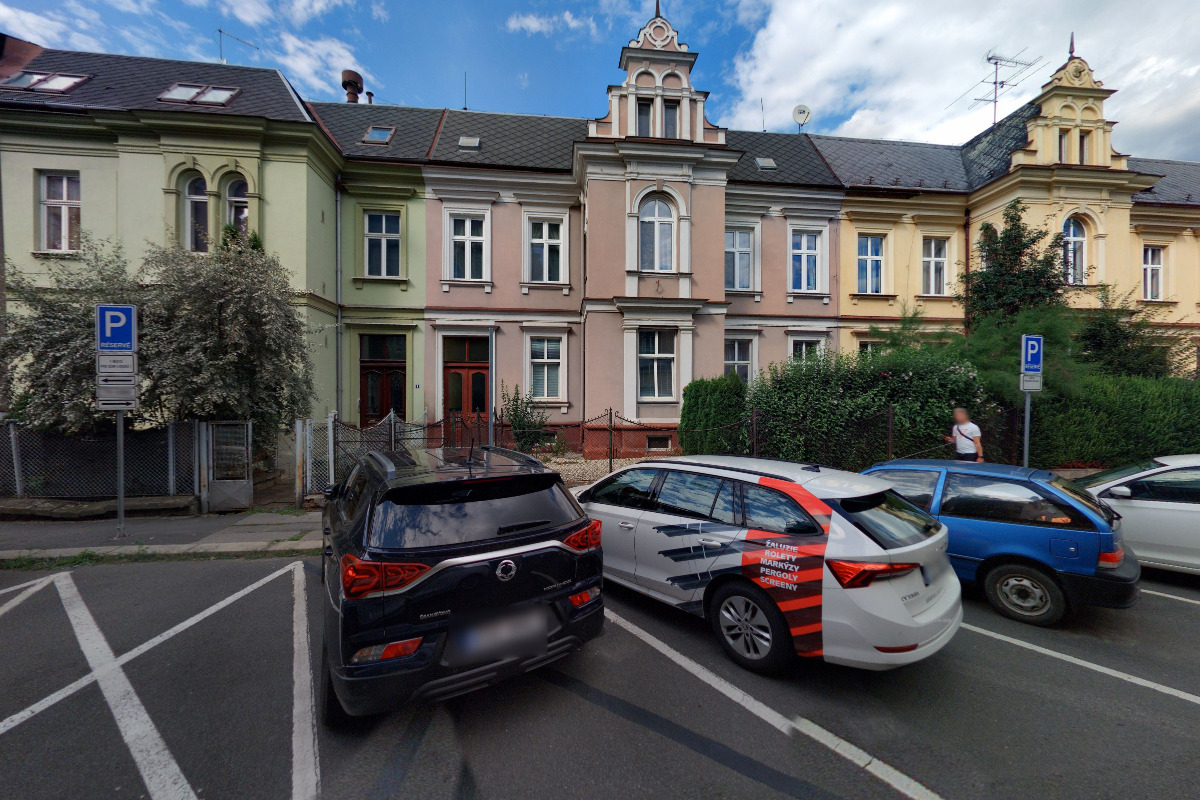 SVETLICK TRADE, s.r.o.