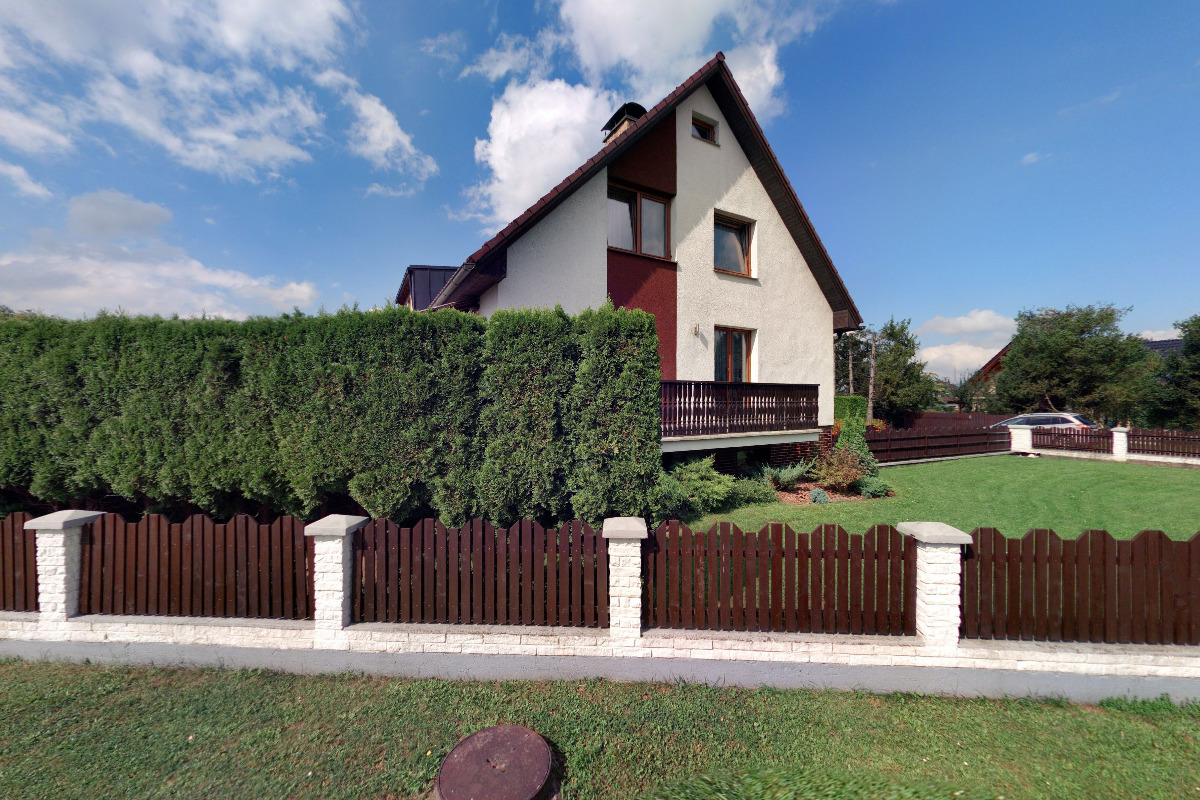 JAPARCAR autobusy, s.r.o.