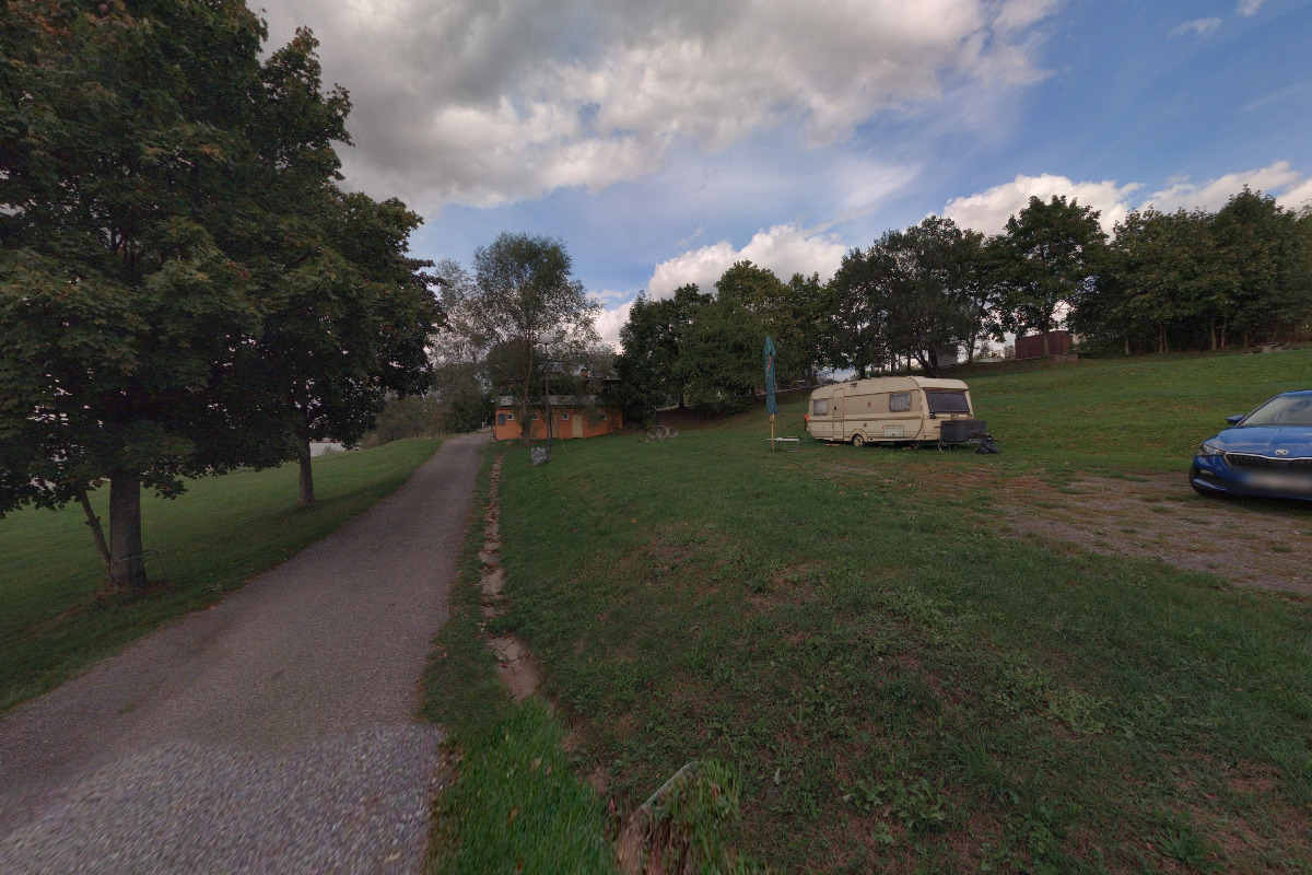 Kemp pod Husarůvkou