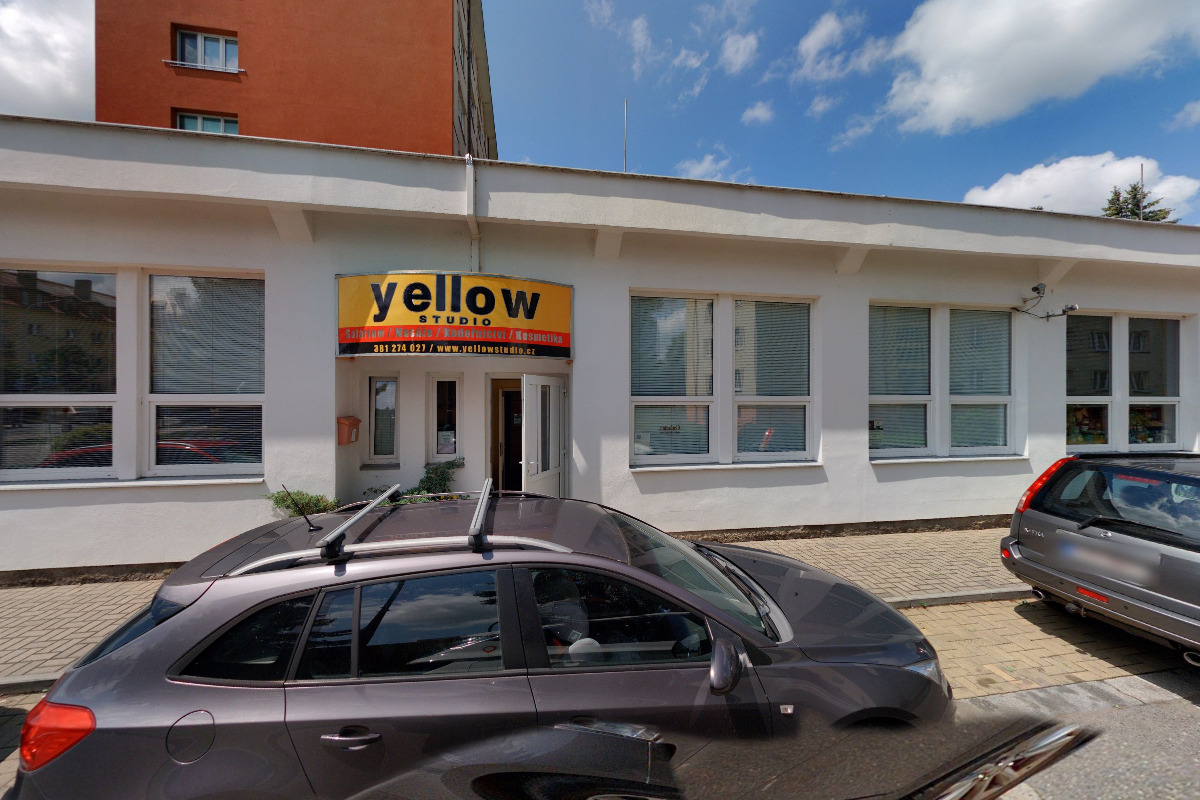 STUDIO yellow foto 2