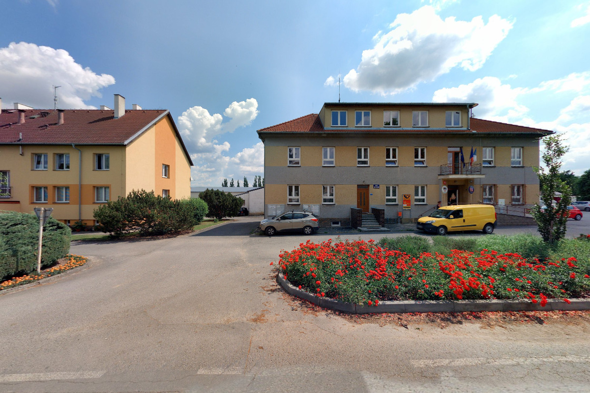 Stádlec - úřad městyse