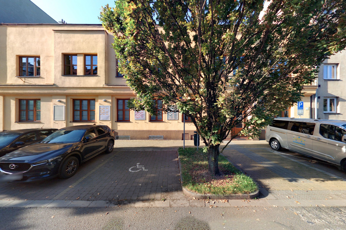 Soubor lidových písní a tanců Hlubina foto 2