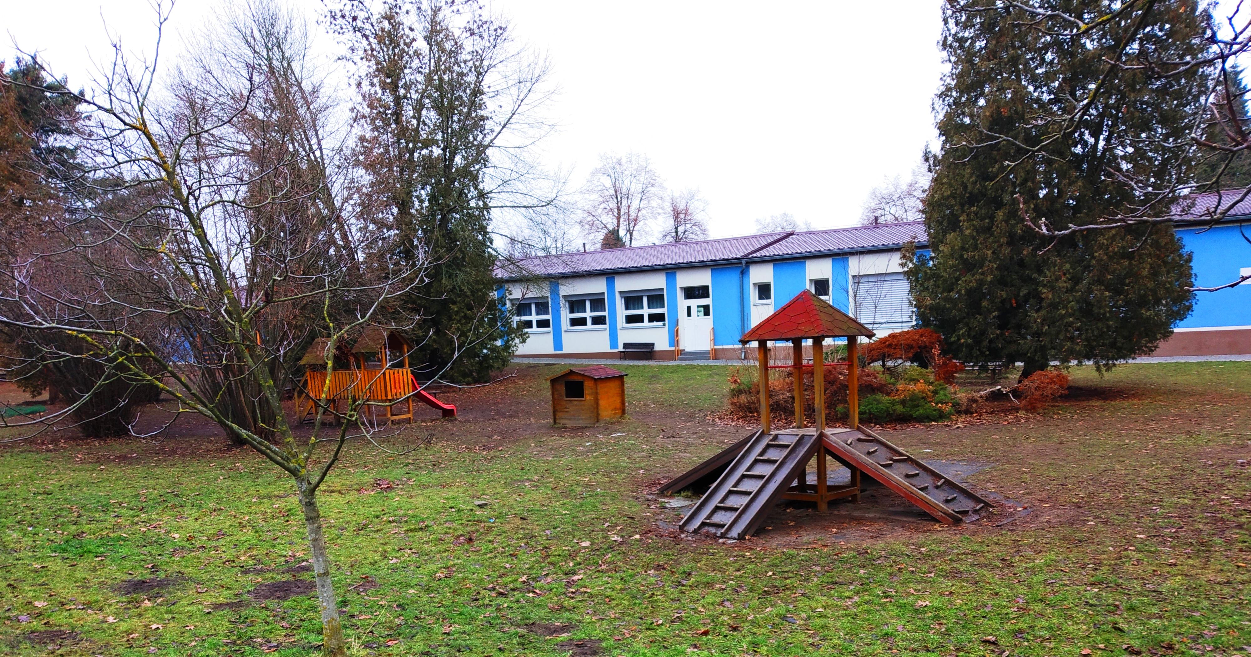 Základní škola Pardubice-Ohrazenice, Trnovská 159 foto 2