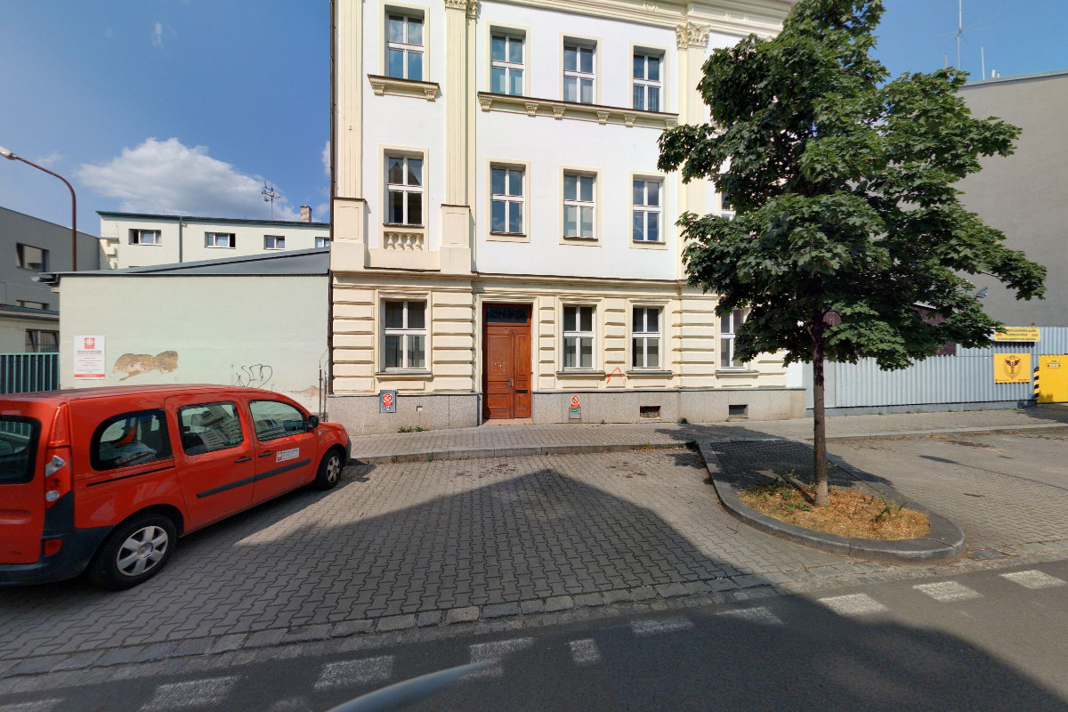 Dopravní a záchranná služba s.r.o.