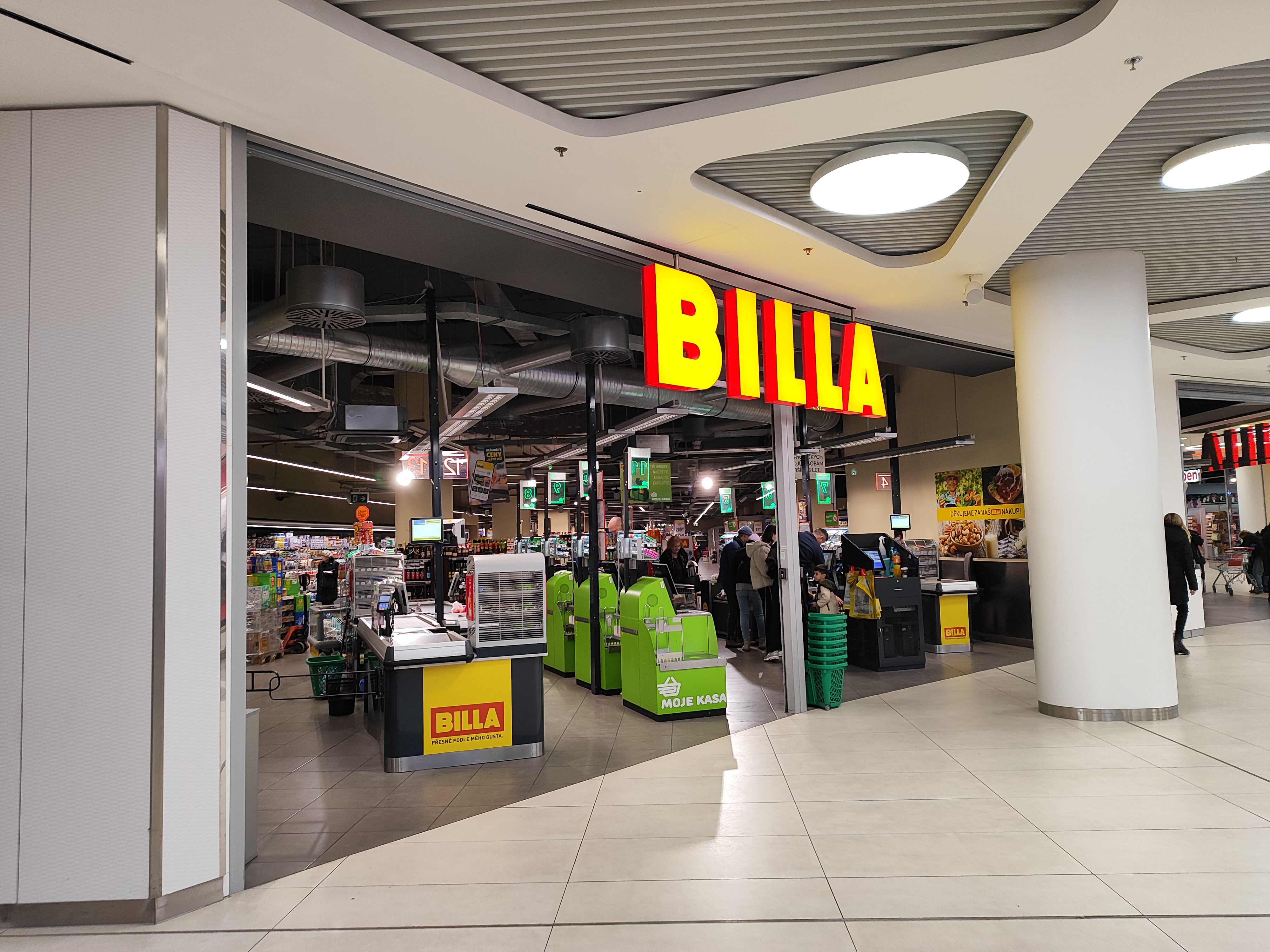 BILLA foto 5