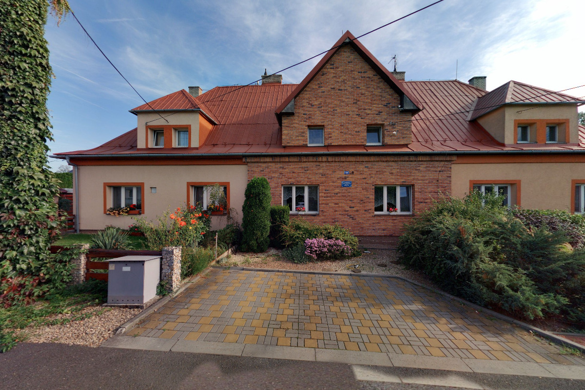 Lenka Bőhmová - Půjčovna Karviná