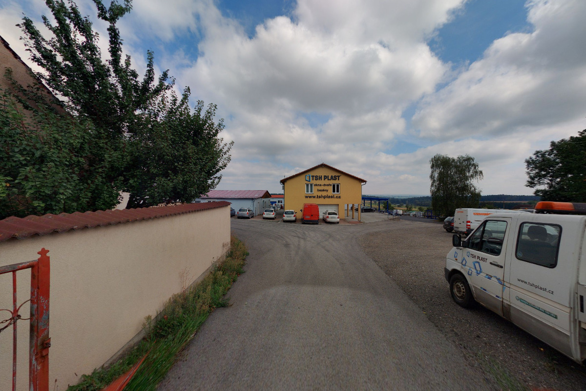 TSH PLAST s.r.o. - okna, dveře foto 5