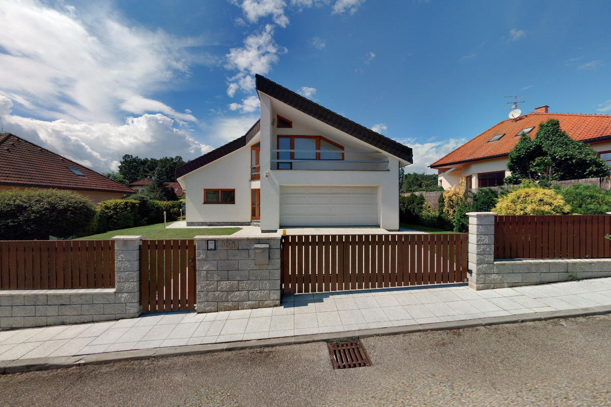 Racing, cruising, diving club z.s.