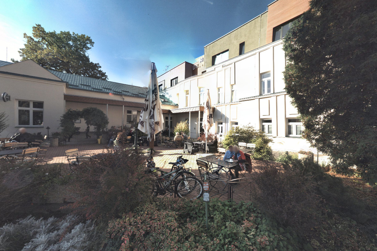 PhDr. Alois Andrew Urbiš -  Alternativní medicína