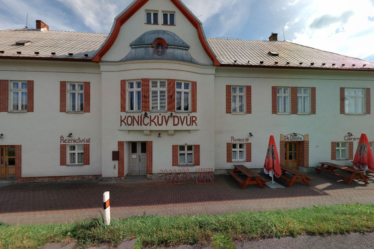 Potraviny a řeznictví Koníčkův dvůr foto 5