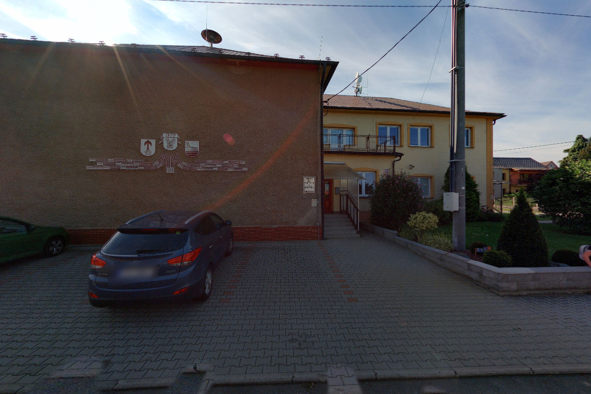 Obecní knihovna Tísek foto 2