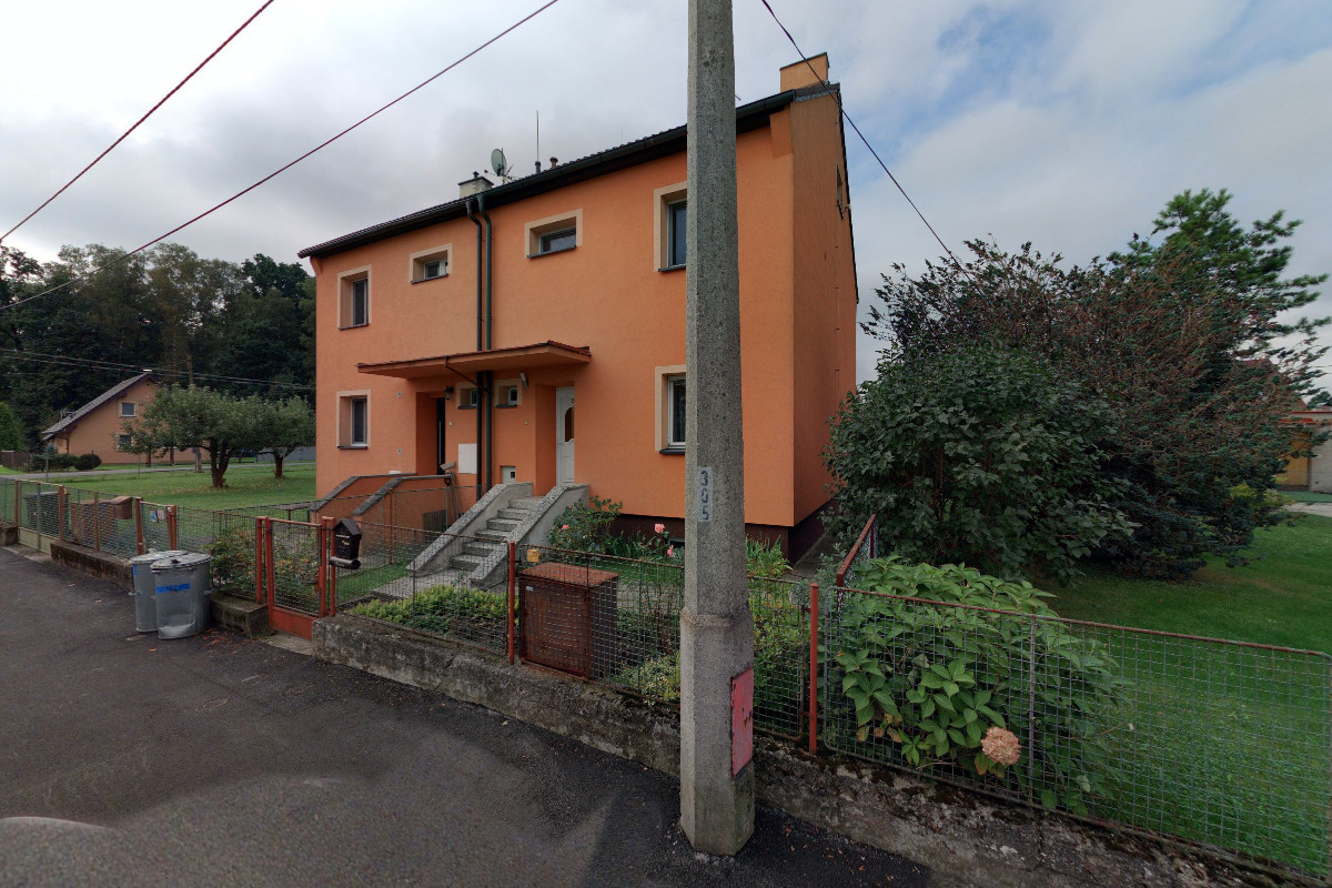 Montujeme-vrata.cz - garážová a průmyslová vrata foto 3